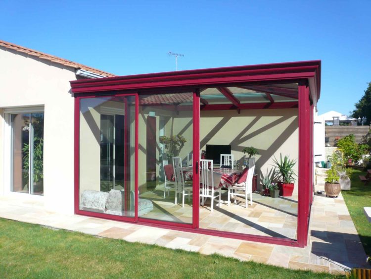 Véranda aluminium rouge